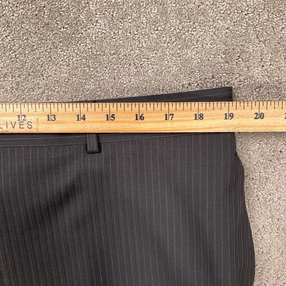 Pronto Uomo Suit Mens 46S 41W Gray Pinstripe Traditional Executive 2 Button Wool